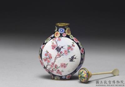 图片[2]-Copper-body painted enamel snuff bottle with panels of apricot blossoms and sparrows with butterflies, Yongzheng reign (1723-1735), Qing dynasty-China Archive